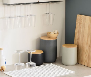 You Can Now Outfit Your Home in Pottery Barn’s ‘Friends’-inspired Collection